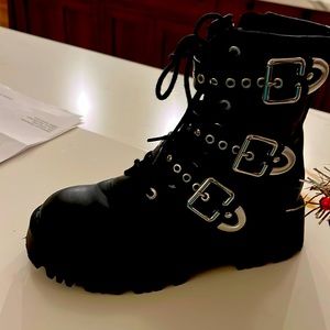 Buckle boots Zara girl